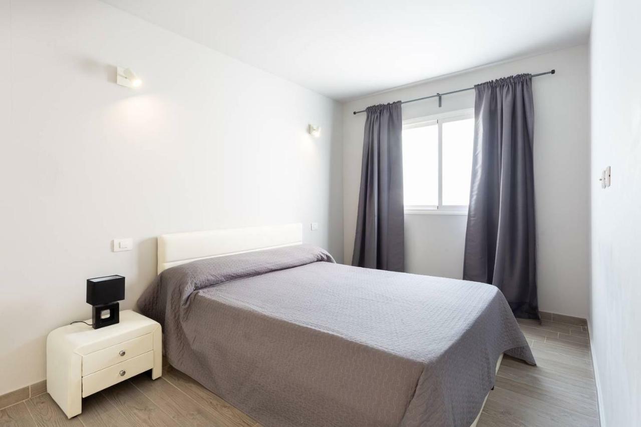 Torres Del Sol Apartment Arona  Ngoại thất bức ảnh